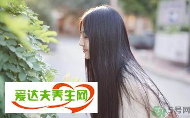 高中女生