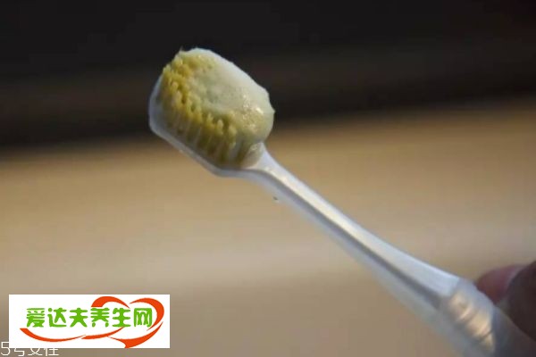 惠百施牙刷