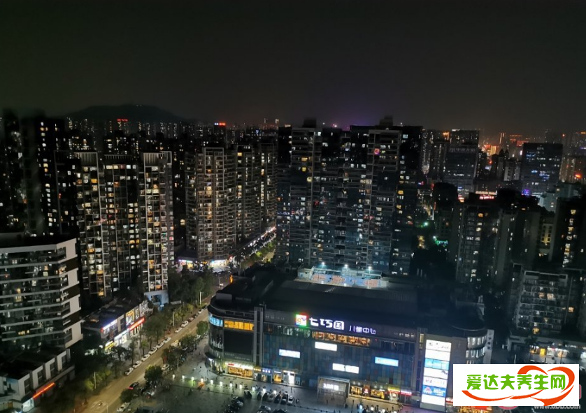 看深圳夜景的說說感慨  晚上看深圳夜景說說朋友圈