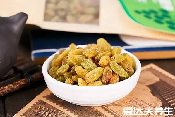 吃葡萄干有什么好處，補(bǔ)血抗氧化等五大功效(女性朋友看過來)