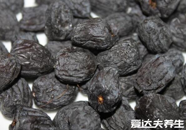 真正的傳統(tǒng)補(bǔ)腎食物黑棗圖片，實(shí)際上屬柿子而不是紅棗烏棗