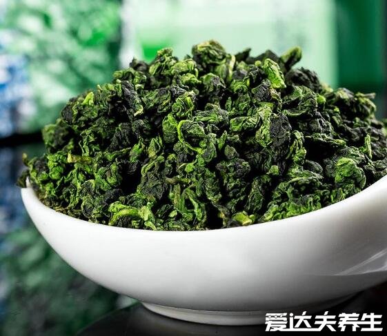 烏龍茶屬于什么茶有哪些，屬于半發(fā)酵的青茶其中鐵觀音最出名