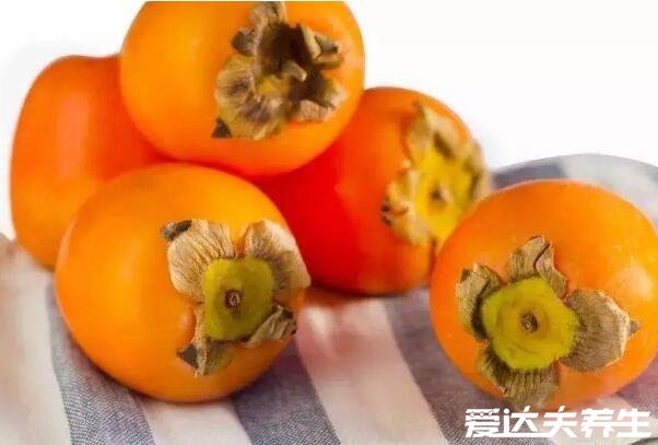 蝦不能和什么一起吃，和富含維生素C的食物同食容易中毒