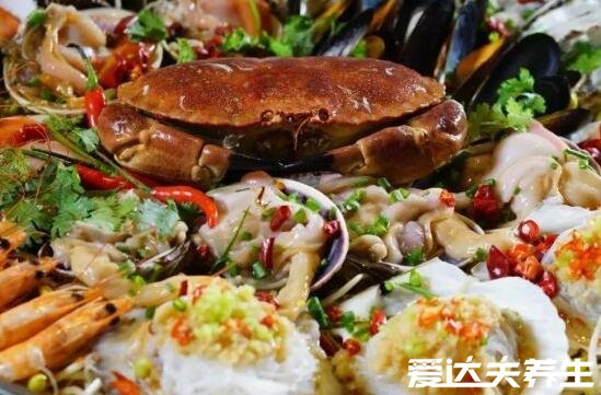 吃海鮮不能吃什么，和啤酒同食會(huì)導(dǎo)致腎結(jié)石(五大相克食物表)