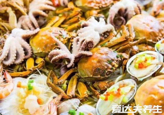 吃海鮮不能吃什么，和啤酒同食會(huì)導(dǎo)致腎結(jié)石(五大相克食物表)