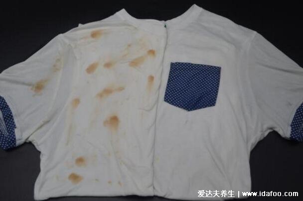 衣服染色怎么洗掉妙招，妙用白醋/小蘇打/風(fēng)油精輕松復(fù)原