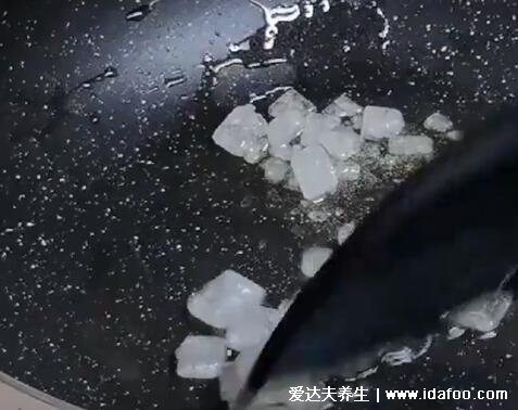 煮牛肉放什么調(diào)料，煮牛肉的正確做法(土豆燉牛肉視頻做法)