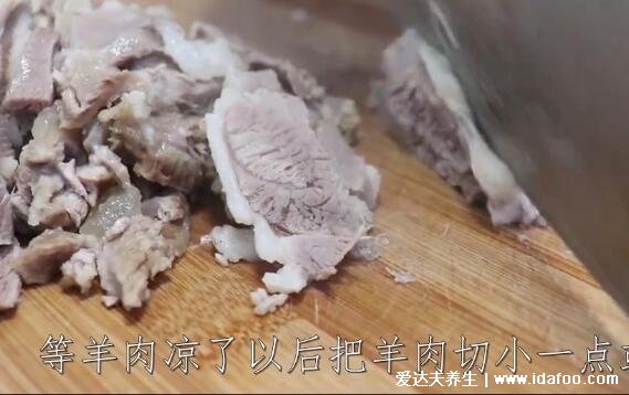 羊肉怎么燉好吃又爛沒腥味，注意燉羊肉不能少的四種調(diào)料(視頻)