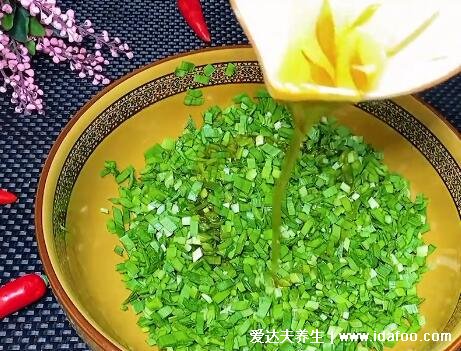 羊肉餡餃子配什么菜好，年夜飯?jiān)囋嚲虏损W附視頻(韭菜補(bǔ)腎溫陽)