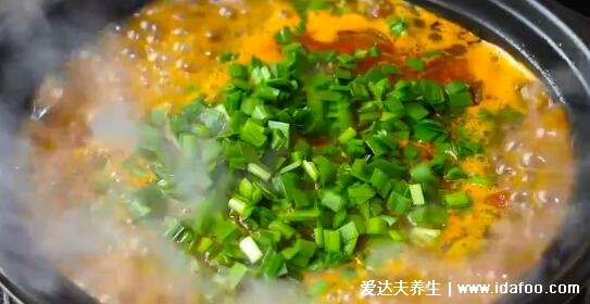 粉條怎么做好吃家常做法，牛肉砂鍋粉條簡單做法營養(yǎng)好吃(附詳細(xì)步驟)