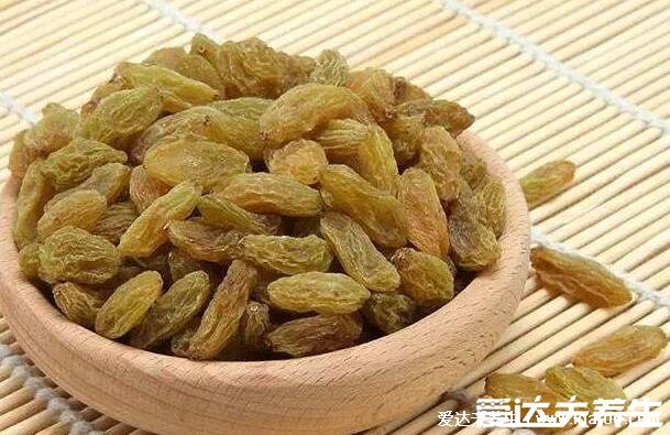 吃葡萄干需要用水清洗嗎，2個(gè)方法教你葡萄干怎么洗(水溫35℃)