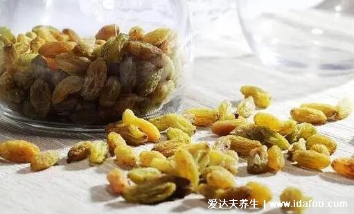 吃葡萄干需要用水清洗嗎，2個(gè)方法教你葡萄干怎么洗(水溫35℃)