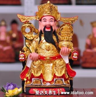 財(cái)神位放什么最旺財(cái)，可放招財(cái)樹/中國(guó)結(jié)/財(cái)神爺/貔貅