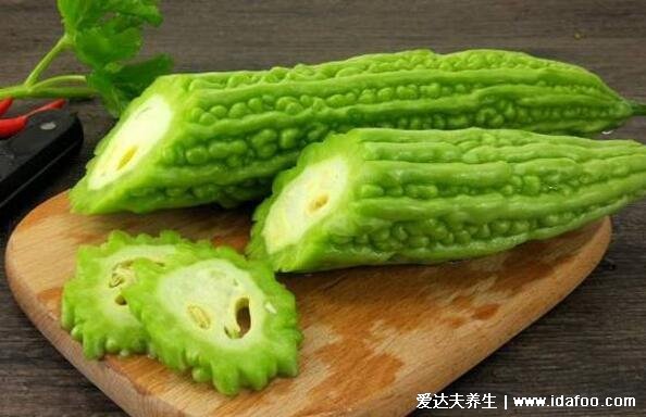 血糖高最怕三種早餐，豆?jié){/麥片/芋頭(附降糖菜100種菜譜)