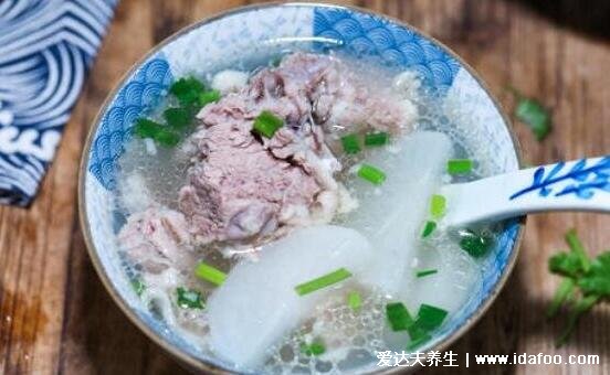 羊肉不能與什么食物同時食用，和茶同吃會便秘(食物相克表)